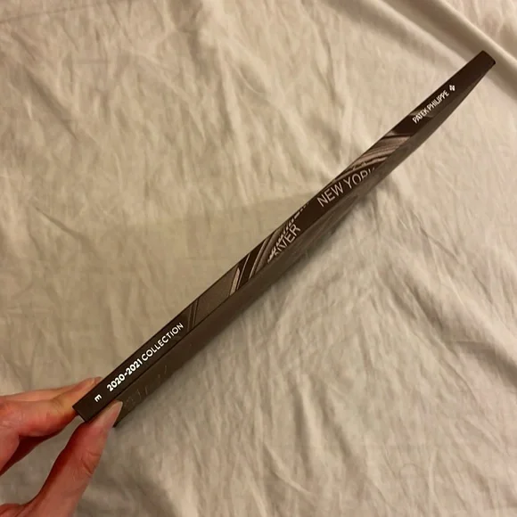 Authentic Patek Philippe watch collection catalog book - Picture 3 of 7